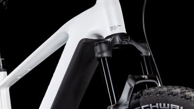 Cube Reaction Hybrid SLT 800 metallicwhite'n'black Gr&ouml;&szlig;e: L Produktbild 6