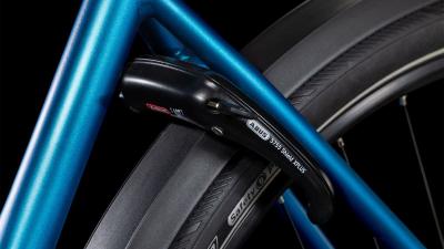 Cube Supreme Hybrid Deluxe ONE 625 electricblue'n'black Gr&ouml;&szlig;e: Easy Entry 42 cm Produktbild 3