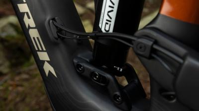 Trek Slash+ 9.7 EU L Red Smoke Produktbild 9